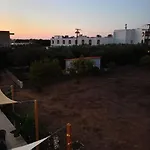 公寓 Kiki And Cocos House Theológos